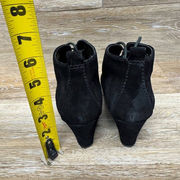 Nine West Illusion Black Suede Lace Up Wedge Heel Bootie Women's Size 7.5 - Picture 3 of 7